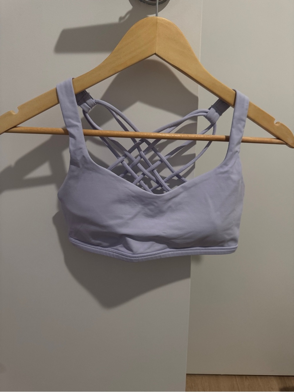 Lululemon Free to Be Bra - Size 6